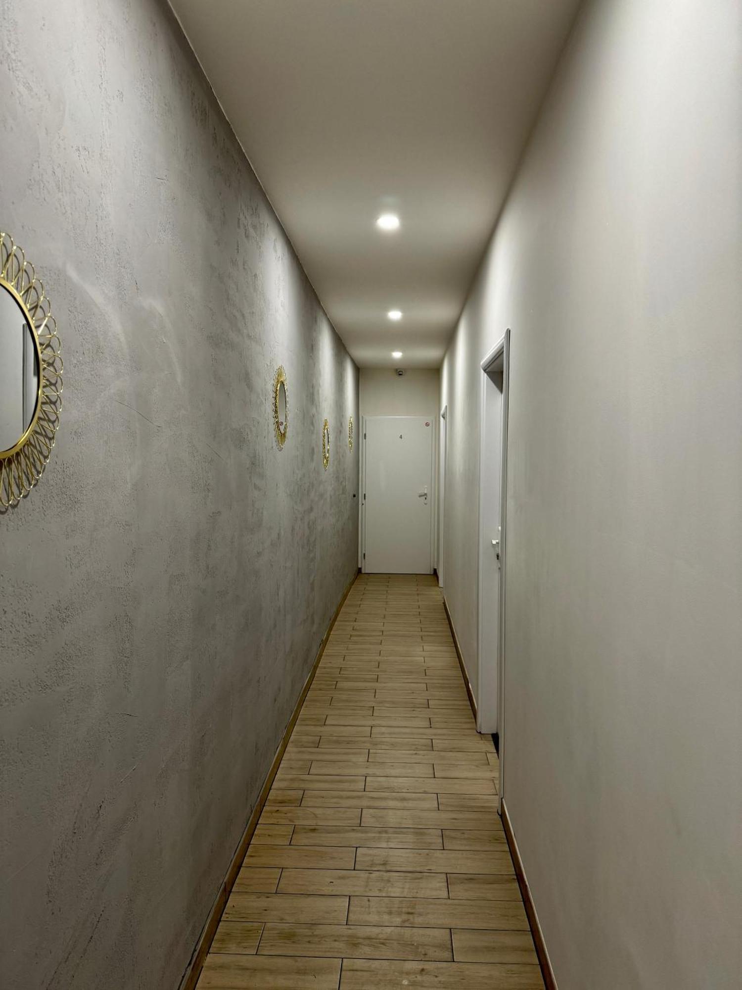 Zitna Downtown Apartments ปราก ภายนอก รูปภาพ